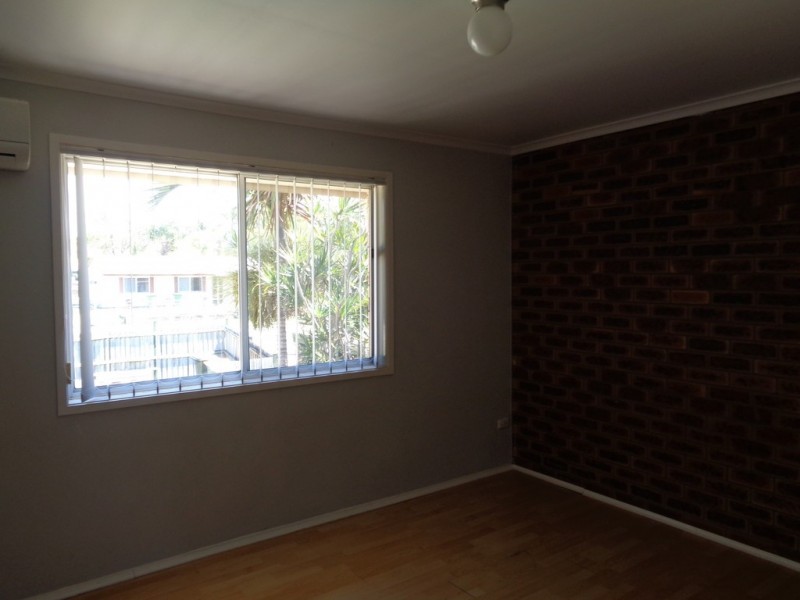 5/2 Cowper Ave, Eagleby QLD 4207