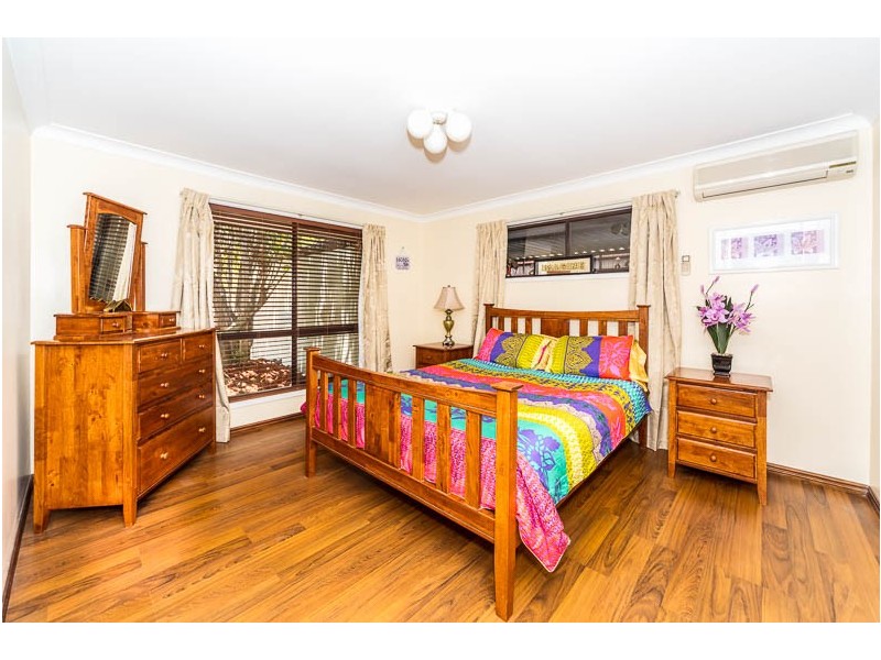 20 Avonmore Street, Edens Landing QLD 4207