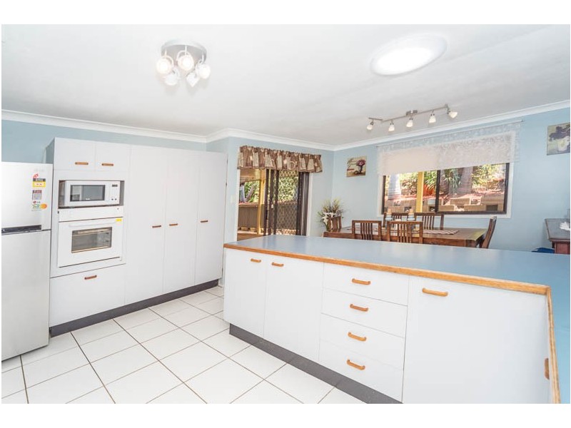 20 Avonmore Street, Edens Landing QLD 4207