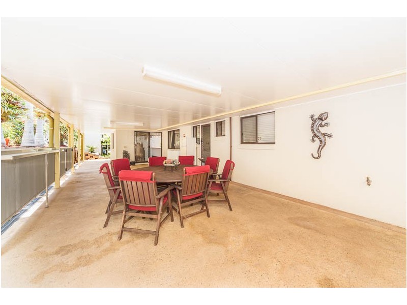 20 Avonmore Street, Edens Landing QLD 4207