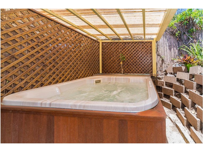 20 Avonmore Street, Edens Landing QLD 4207