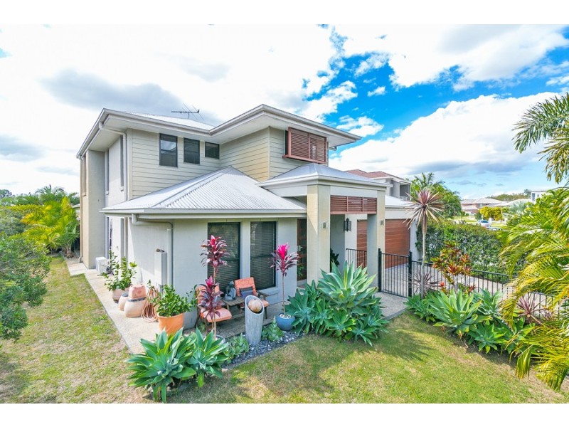 39 Riverside Tce, Windaroo QLD 4207