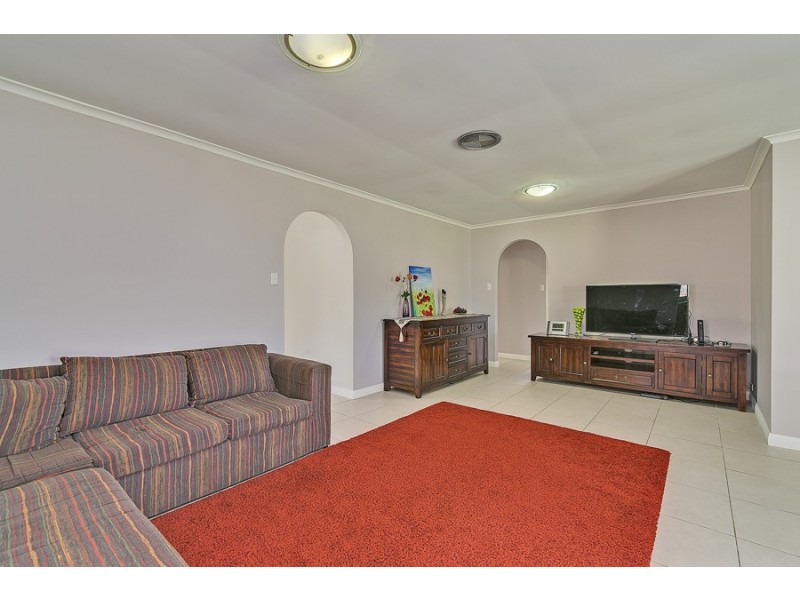 13 Parliament St, Bethania QLD 4205