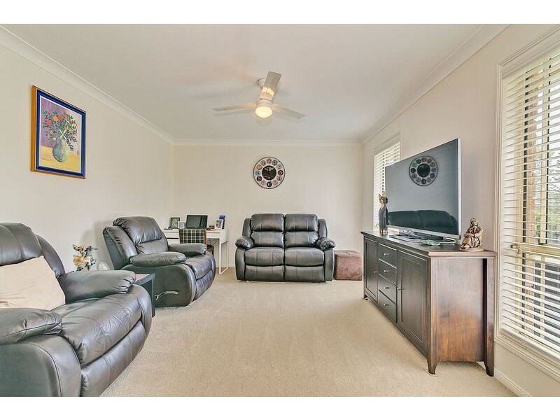 14 Copperfield Drive, Eagleby QLD 4207
