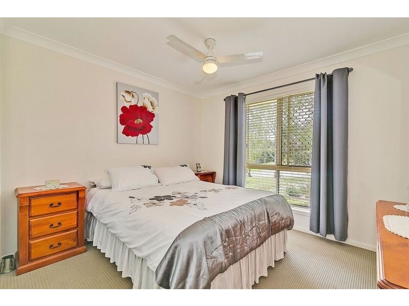 14 Copperfield Drive, Eagleby QLD 4207