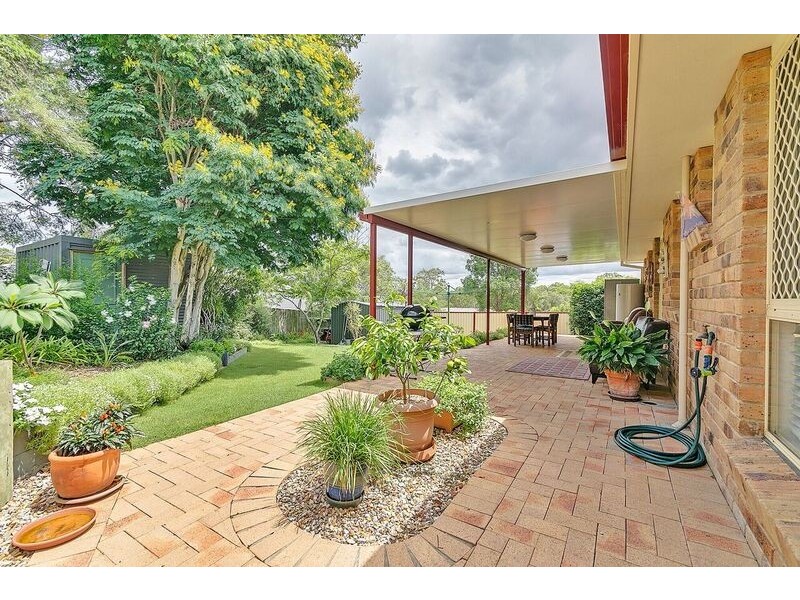 14 Copperfield Drive, Eagleby QLD 4207