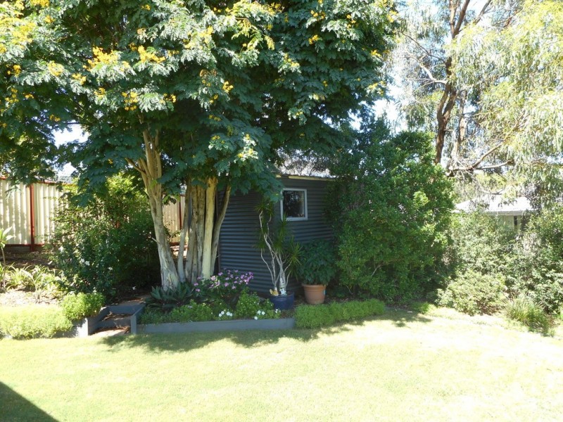 14 Copperfield Drive, Eagleby QLD 4207