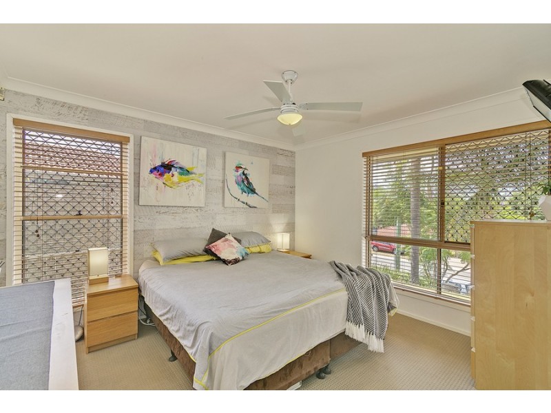 7 Clayton drive, Edens Landing QLD 4207