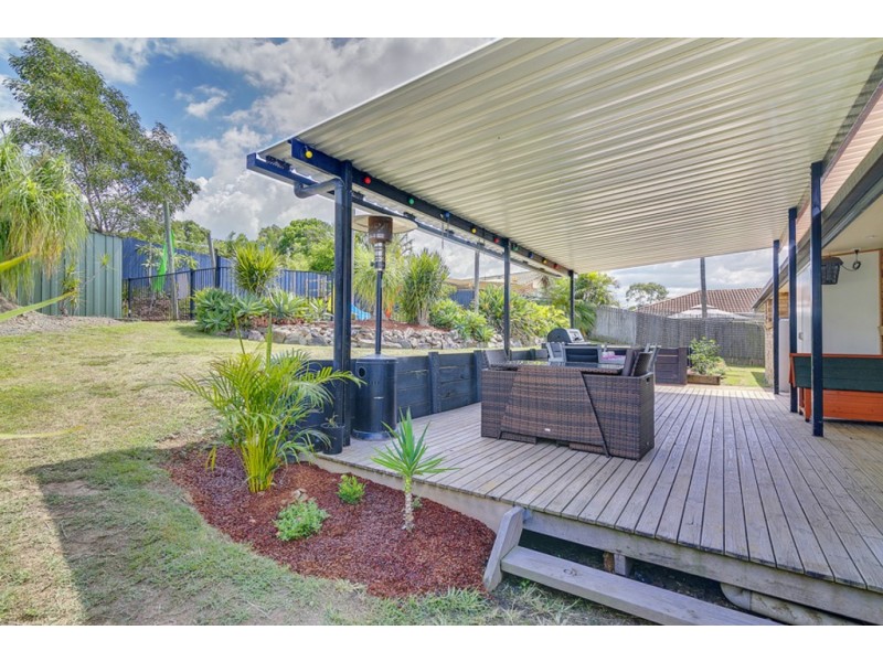 7 Clayton drive, Edens Landing QLD 4207