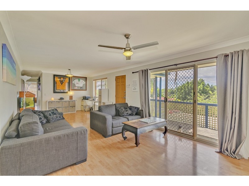 7 Clayton drive, Edens Landing QLD 4207