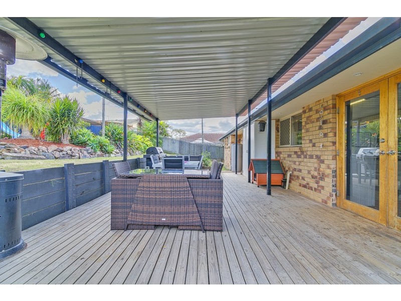 7 Clayton drive, Edens Landing QLD 4207