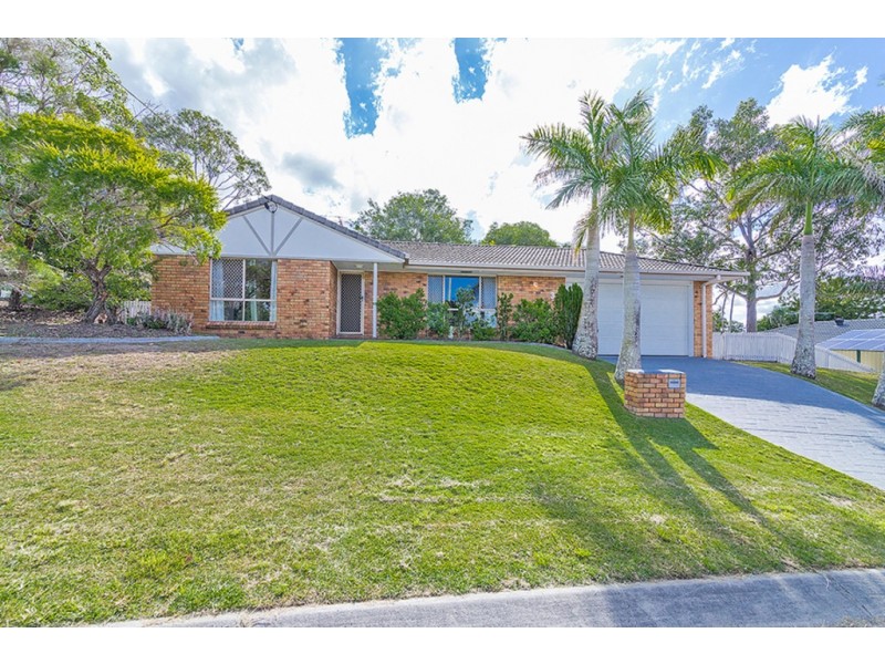 3 Clayton Drive, Edens Landing QLD 4207