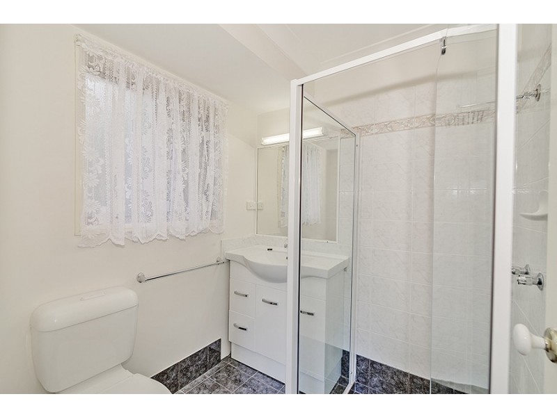 3 Clayton Drive, Edens Landing QLD 4207
