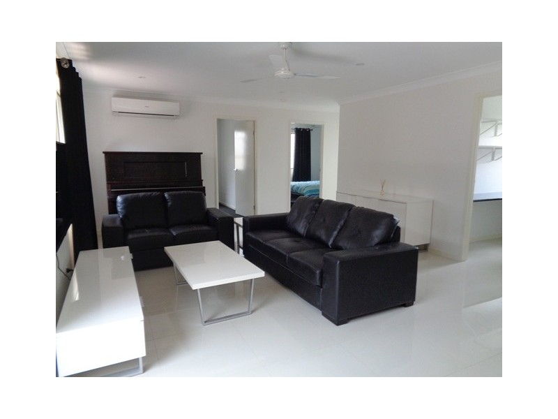 6 Indigo Lane, Holmview QLD 4207
