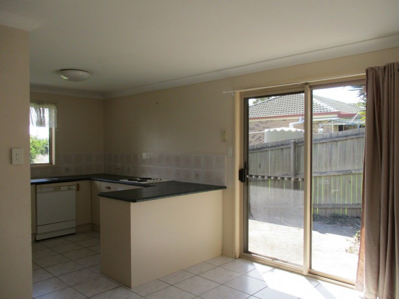 9 Eden Close, Edens Landing QLD 4207