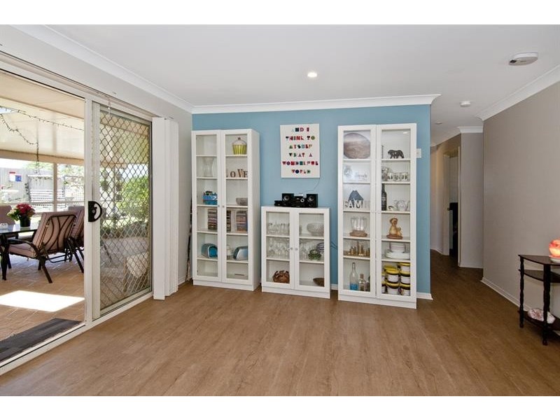 5 Silvestro Place., Edens Landing QLD 4207