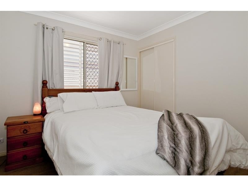 5 Silvestro Place., Edens Landing QLD 4207