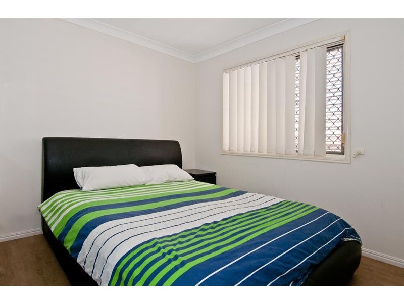 5 Silvestro Place., Edens Landing QLD 4207