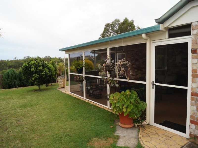 5 Silvestro Place., Edens Landing QLD 4207