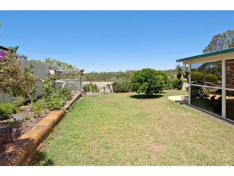 5 Silvestro Place., Edens Landing QLD 4207