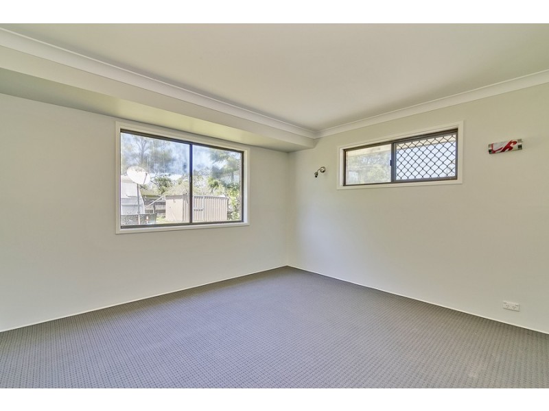 1 Curtin St, Bethania QLD 4205
