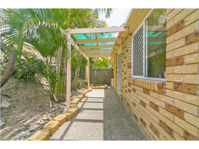 3 KUMMARA ROAD, Edens Landing QLD 4207