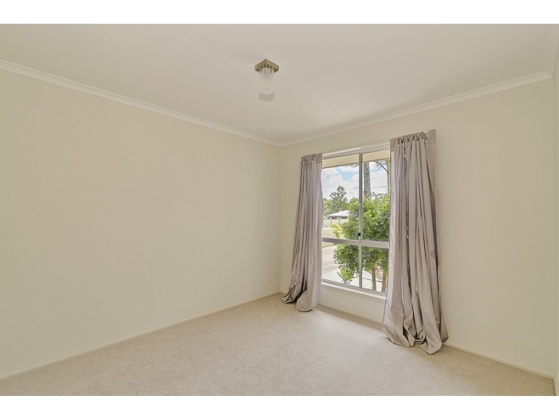 20 Houdini Tce, Edens Landing QLD 4207