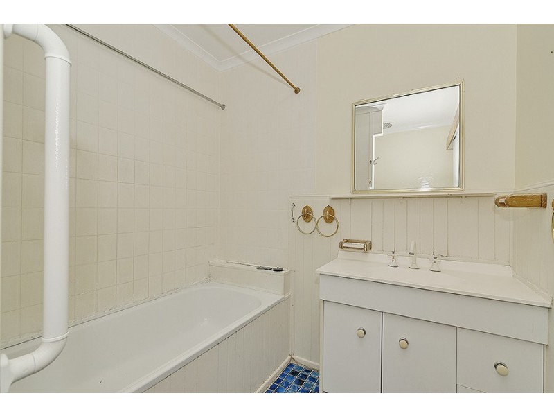 11 Dion Drive, Eagleby QLD 4207