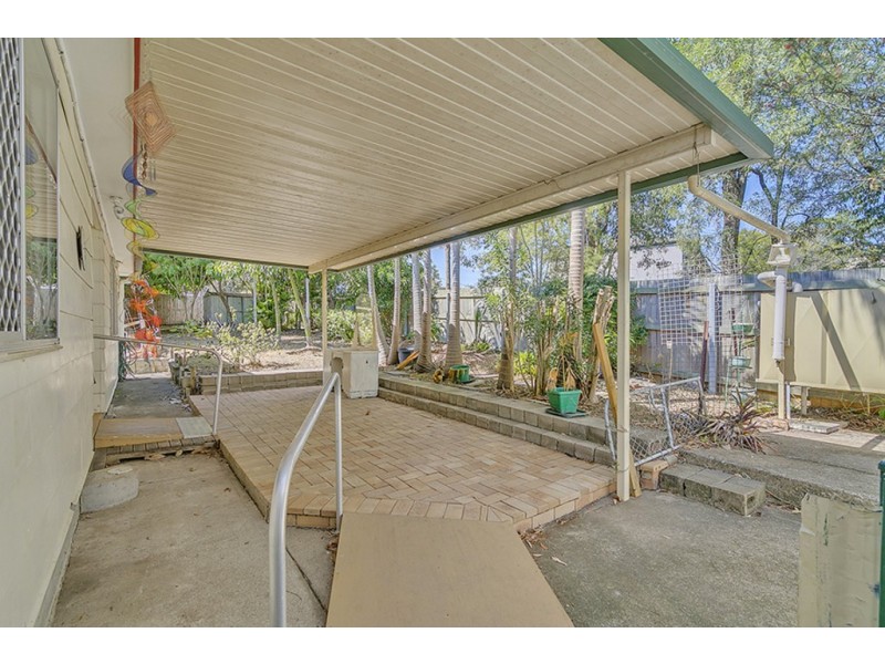 11 Dion Drive, Eagleby QLD 4207