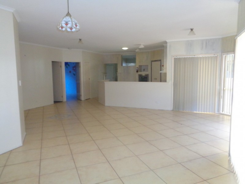 35 Tansey St, Beenleigh QLD 4207