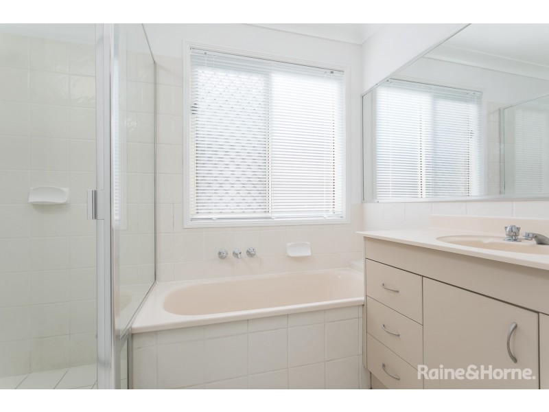 10 Starling Street, Loganlea QLD 4131