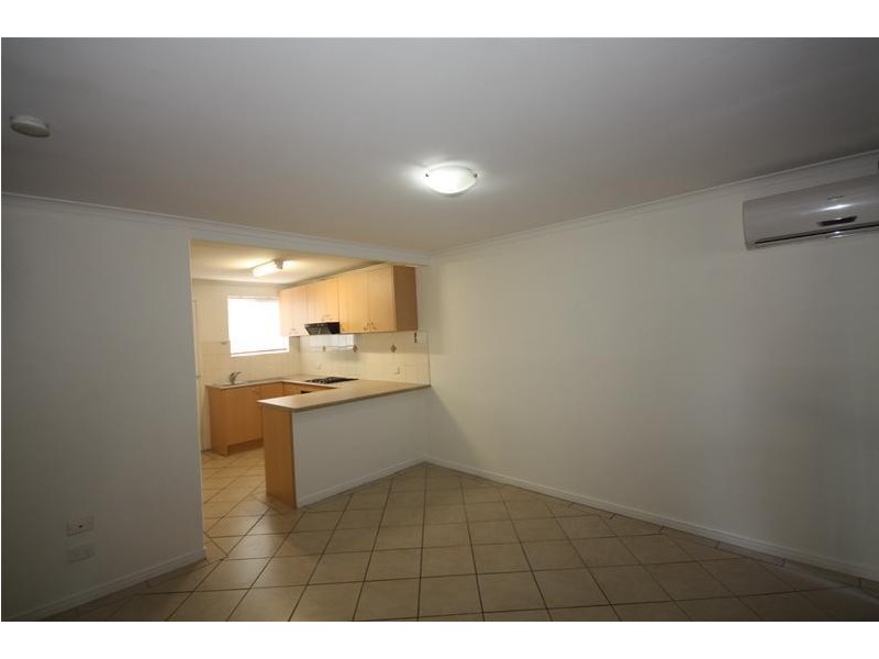 8/90 Milne Street, Mount Warren Park QLD 4207