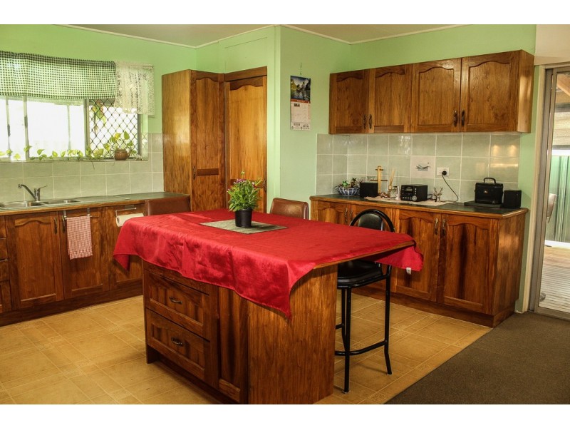 182 Logan Street, Eagleby QLD 4207