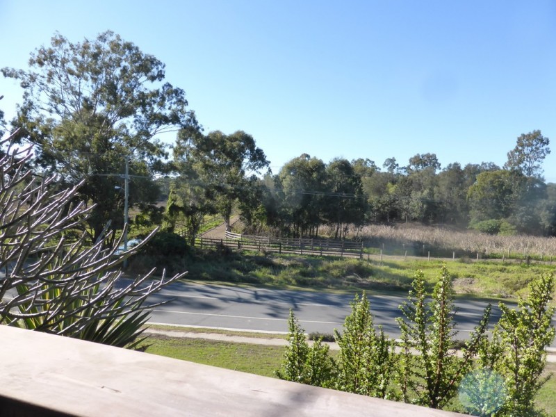 132 Holmview Road, Holmview QLD 4207