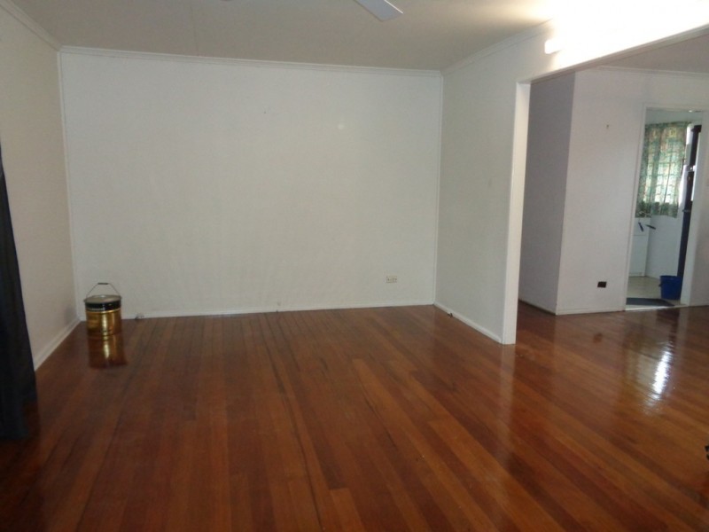 32 North Rd, Woodridge QLD 4114