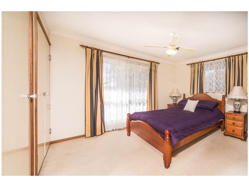 5 Chifley Drive, Bethania QLD 4205