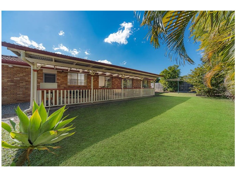 5 Chifley Drive, Bethania QLD 4205