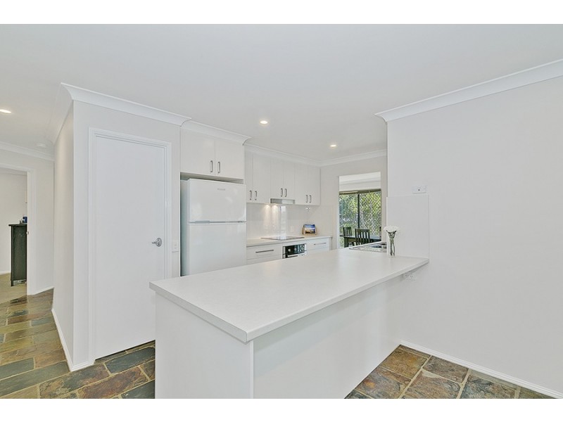 10 Jager Place, Edens Landing QLD 4207