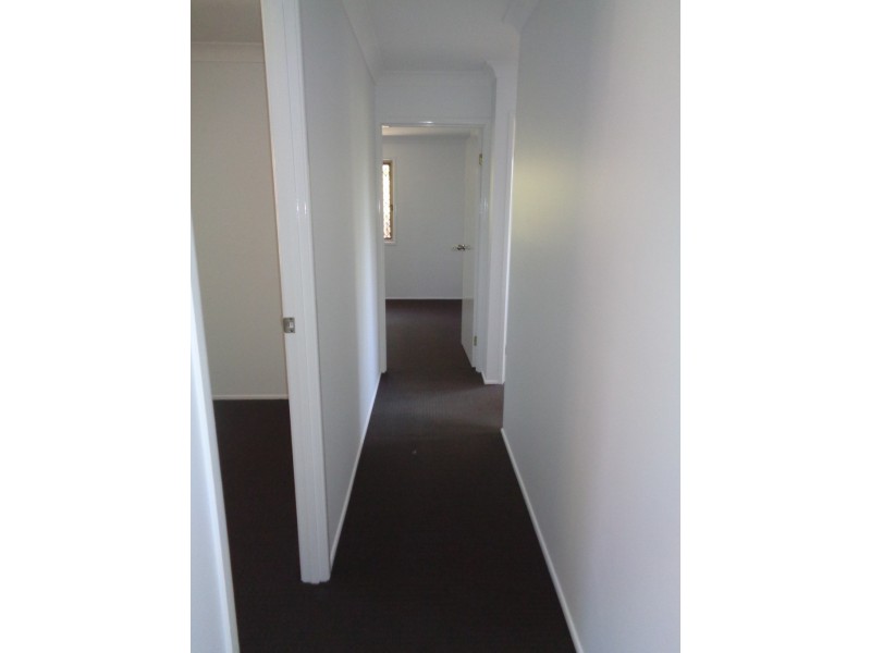 9 Filbert Crt, Crestmead QLD 4132