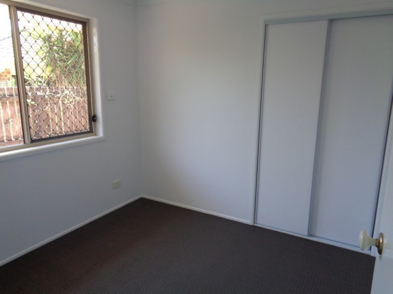 9 Filbert Crt, Crestmead QLD 4132