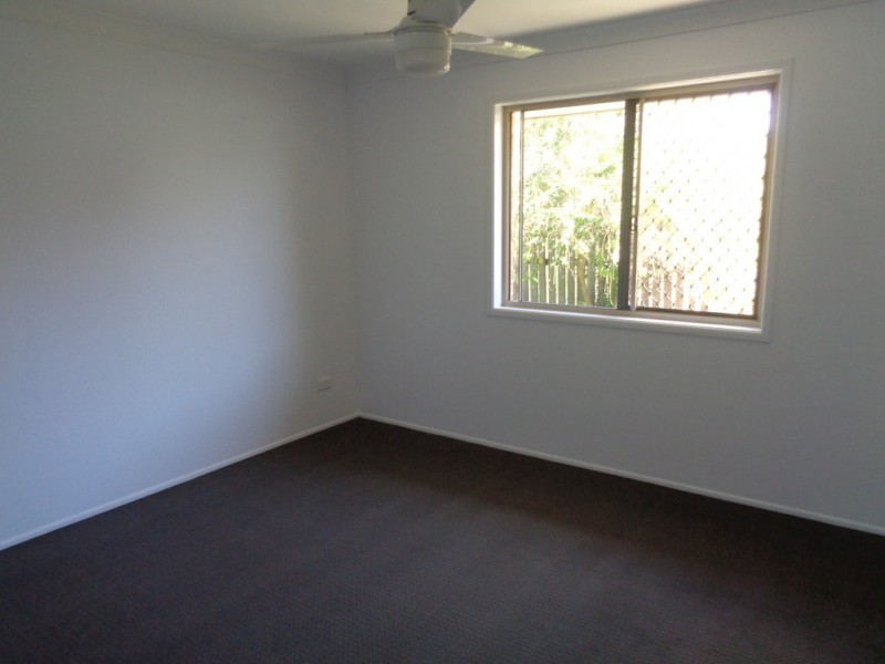 9 Filbert Crt, Crestmead QLD 4132