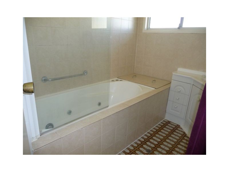 Mount Warren Park QLD 4207