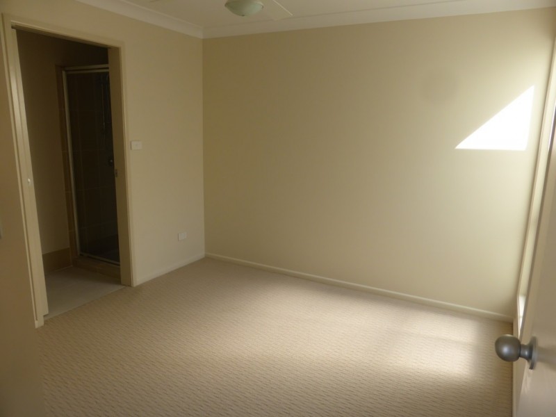 2/38 Harding Blvde, Mount Warren Park QLD 4207