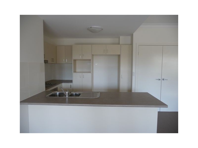 10/12 Hawthorne Street, Beenleigh QLD 4207