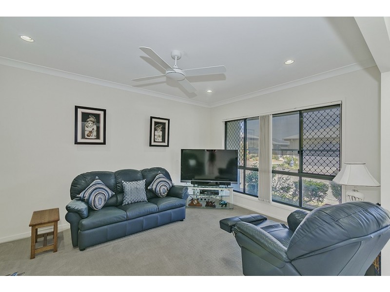 114/225 Logan Street, Eagleby QLD 4207