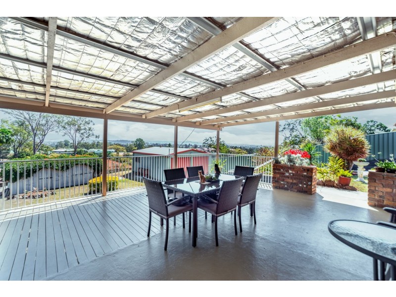 79 Lima Street, Edens Landing QLD 4207