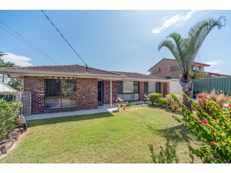 79 Lima Street, Edens Landing QLD 4207