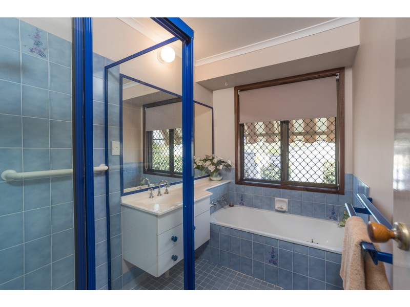 79 Lima Street, Edens Landing QLD 4207