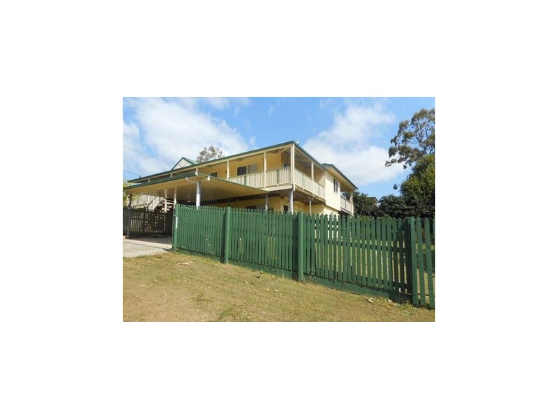 1A Auburn St, Edens Landing QLD 4207