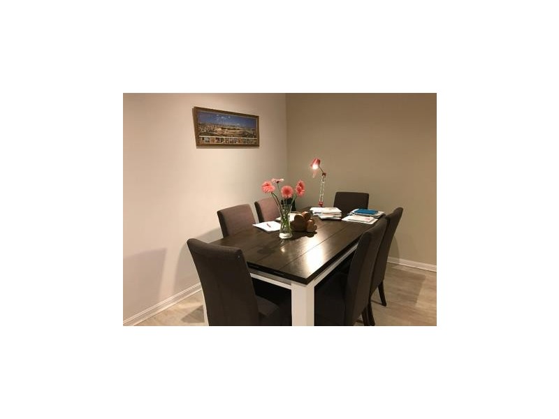 1A Auburn St, Edens Landing QLD 4207